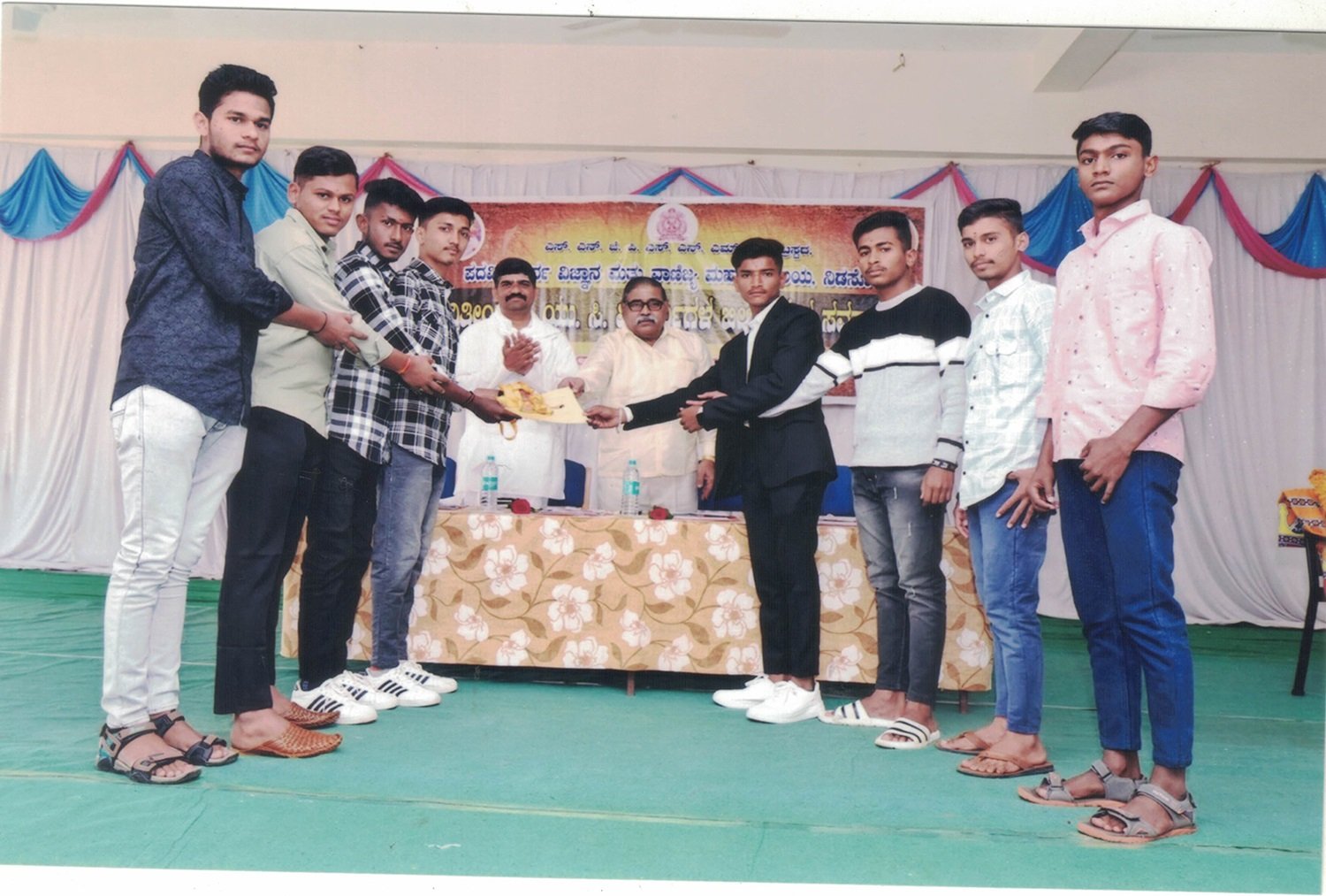 &nbsp;&nbsp;Unable to load image